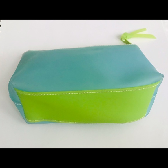 New Blue iPhone Case small r on Front 8” by 5” Make Up Jana Feifer - Picture 3 of 11